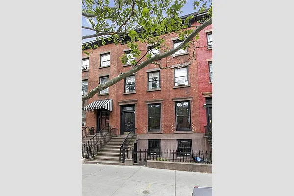 Rented by Stribling | media 22