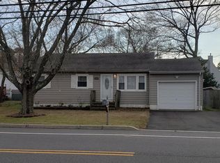 287 Kettle Creek Rd, Toms River, NJ 08753