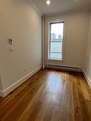 Rented by OGI Management | media 22