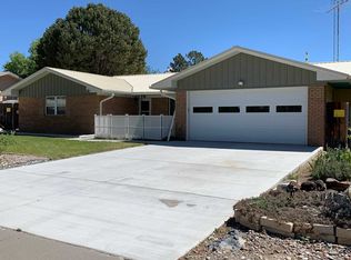 222 Rover Blvd, White Rock, NM 87547