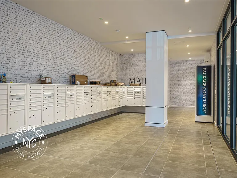 1499 Bedford Ave #4H — Photo 38