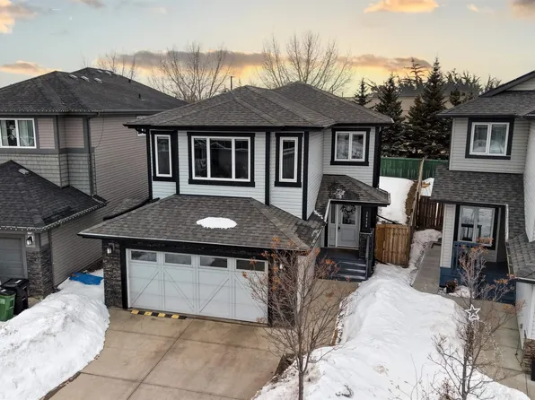 16448 140th St NW, Edmonton, AB T6V 0K7