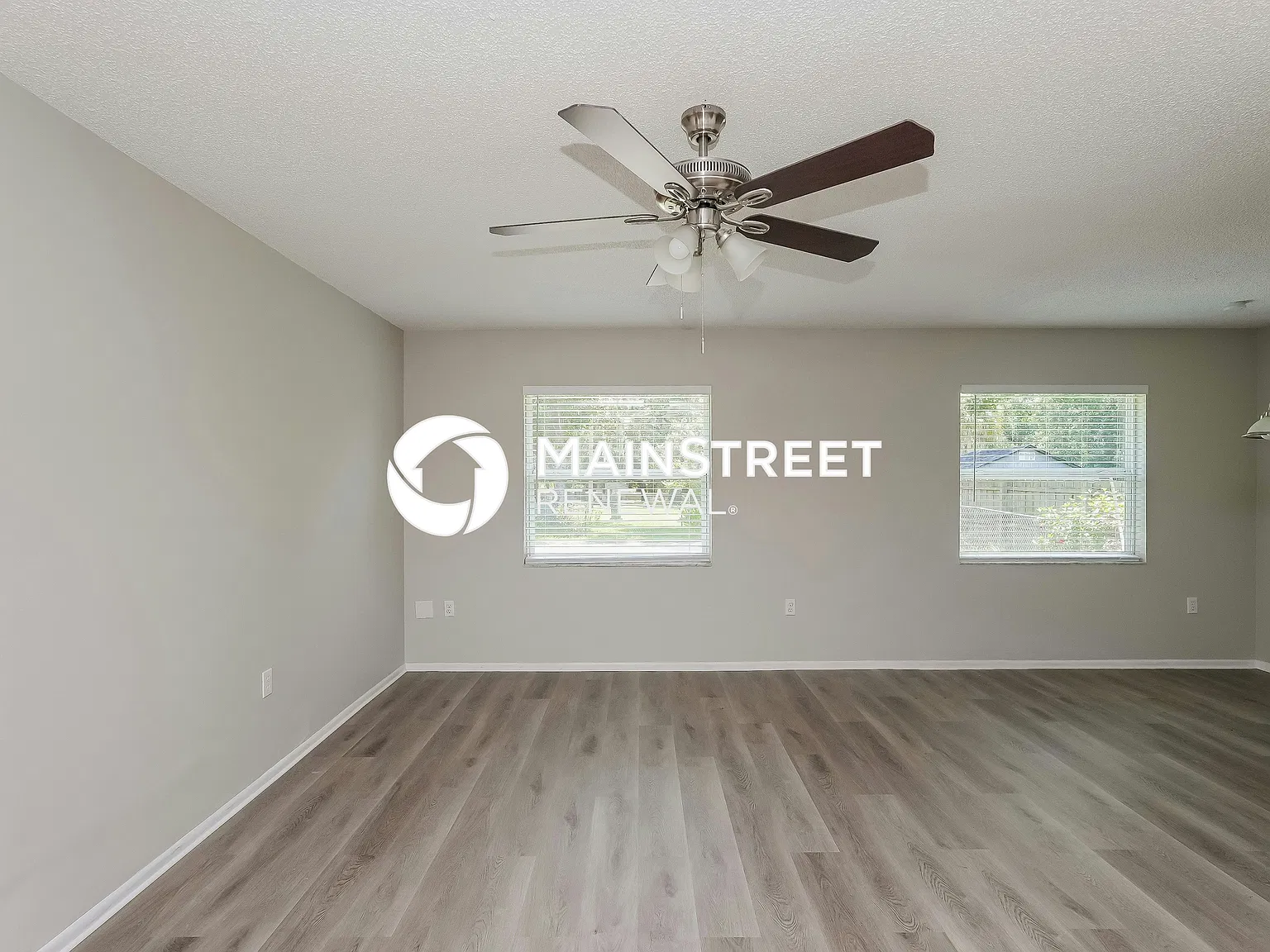370 Piedmont Ct — Photo 4