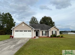 275 Abigail Cir, Ellabell, GA 31308