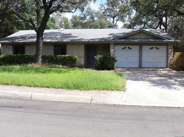 8726 TIMBERBRIAR ST, San Antonio, TX 78250