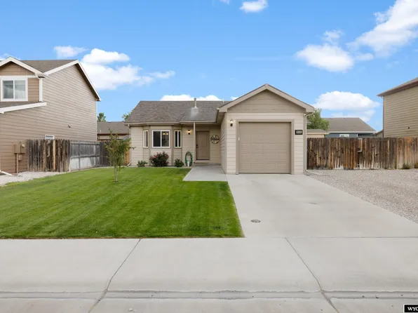 968 Discovery, Mills, WY 82604