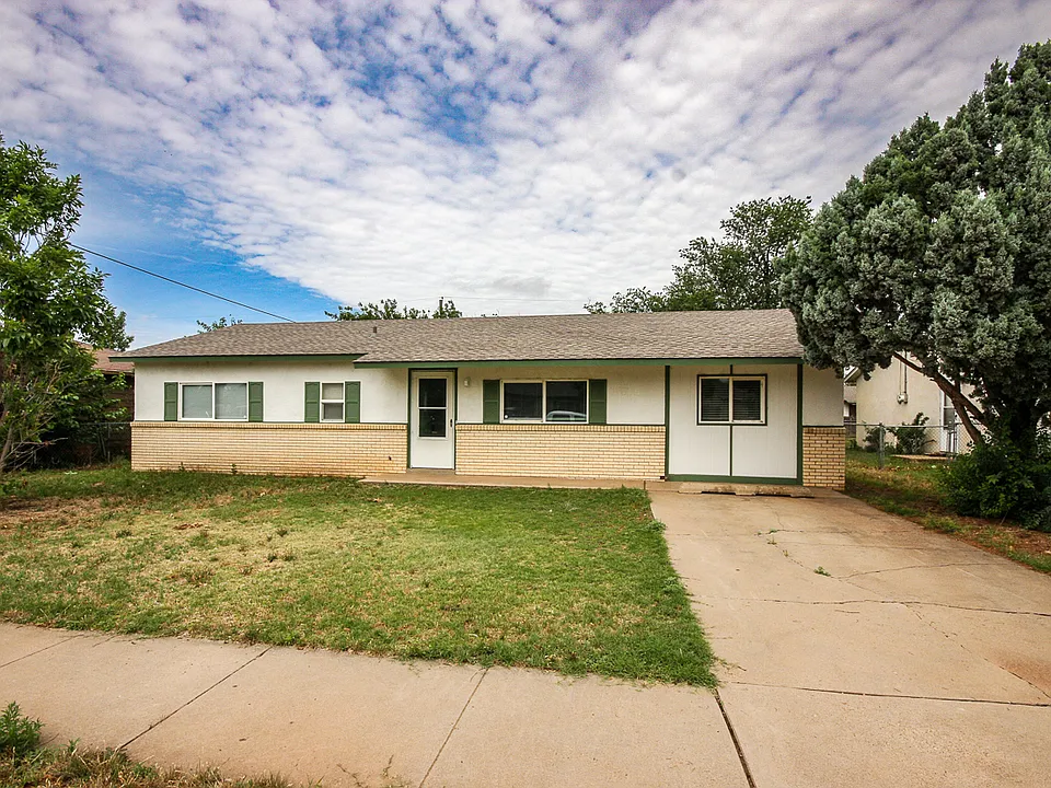 1704 Laura Ln