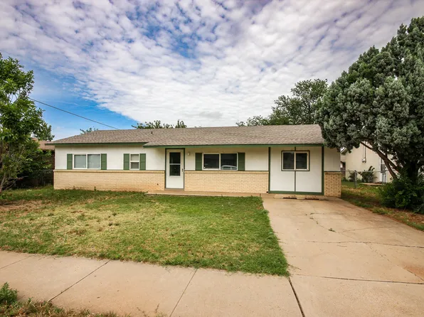 1704 Laura Ln, Clovis, NM 88101