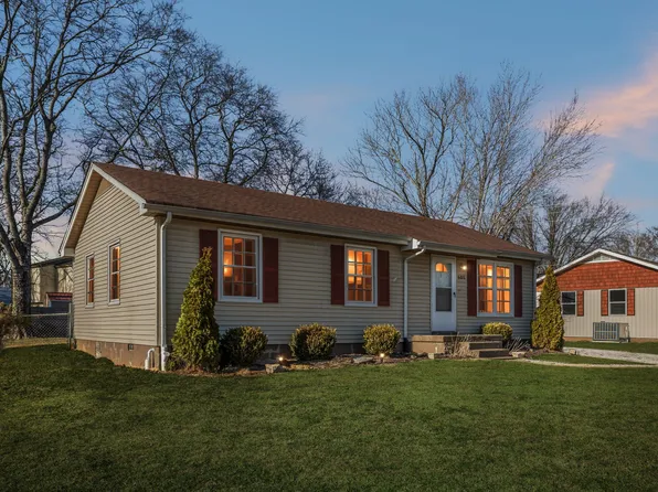 605 Hazelwood Park, Lebanon, TN 37087