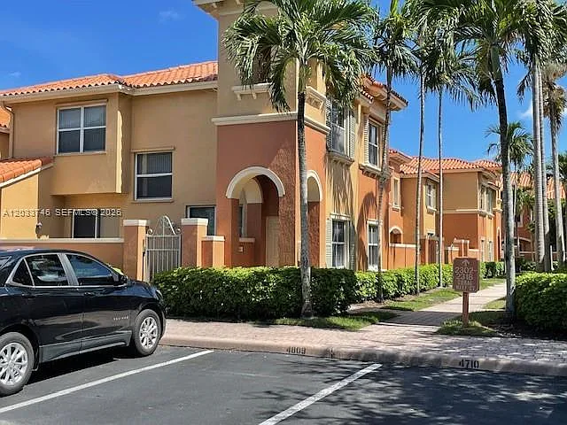 4907 Spinnaker Dr #4807 — Photo 1
