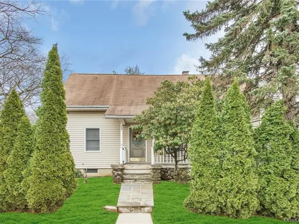 22 Pearl Avenue, West Harrison, NY 10604