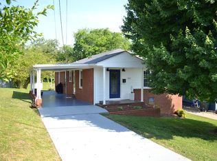 217 W Hicks St, Clinton, TN 37716