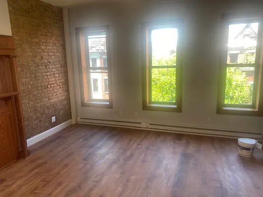 Rented by Gur Altberg, LREB | media 3