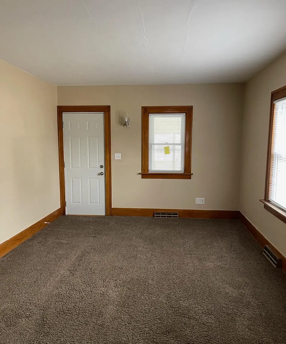 4 bed, 1300 sqft, $1,650 — Photo 4
