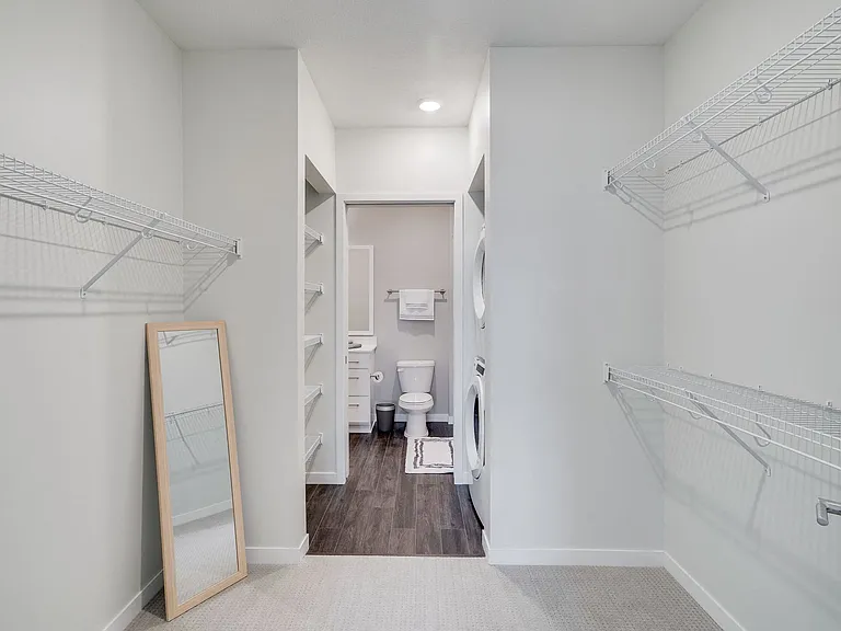 Winchell - 1 Bed / 1 Bath - 593-687 Sq.Ft.
