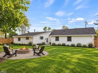 689 N Main St UNIT B, Sheffield, MA 01257