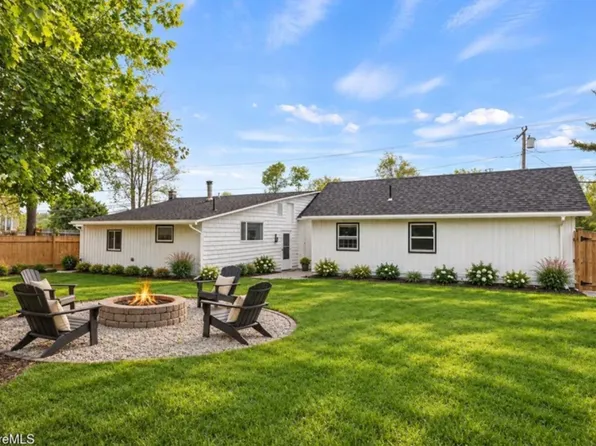 (undisclosed Address), Sheffield, MA 01257