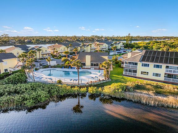 3rd image of 608 Ocean Marina Dr