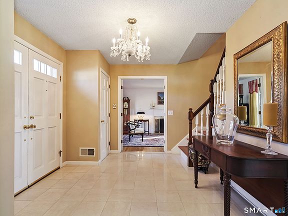 4th image of 16 Timber Springs Road