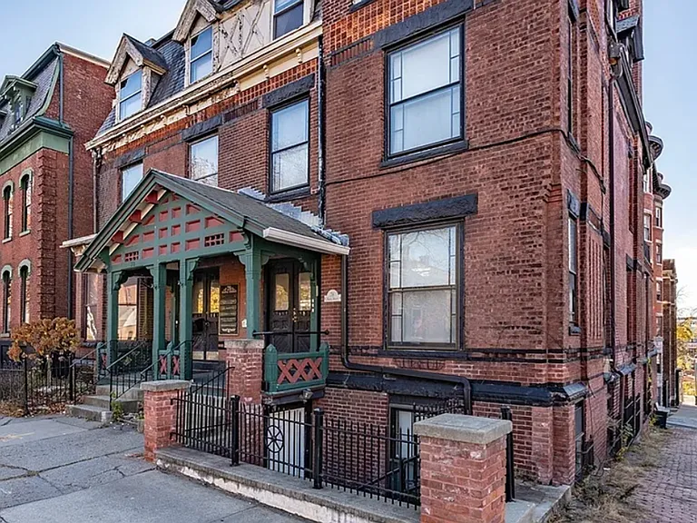 78 Maple St — Photo 6