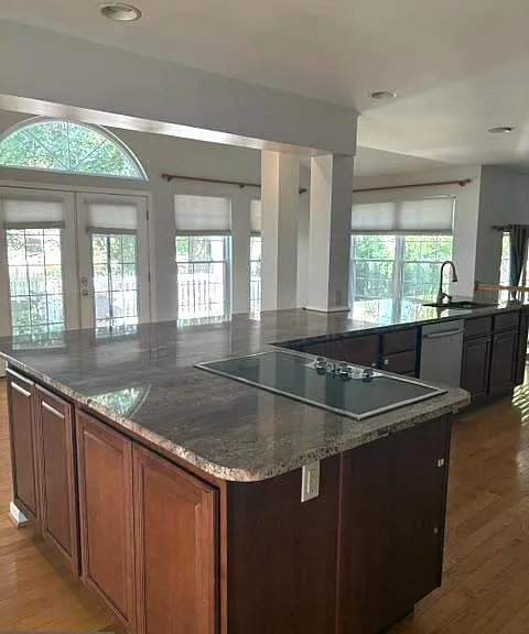 202 Cannon Pl — Photo 5
