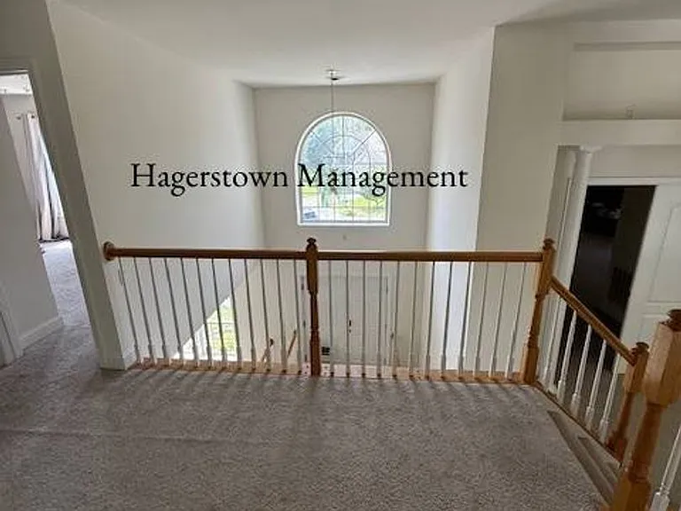 11507 Rolling Green Ct — Photo 15