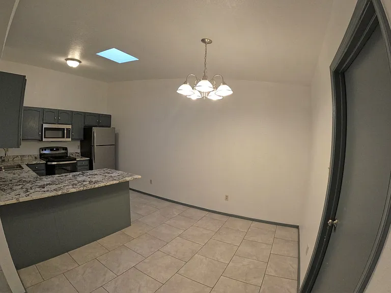 2717 Fairway Dr — Photo 6