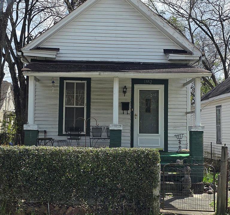 1st image of 1352 24th St