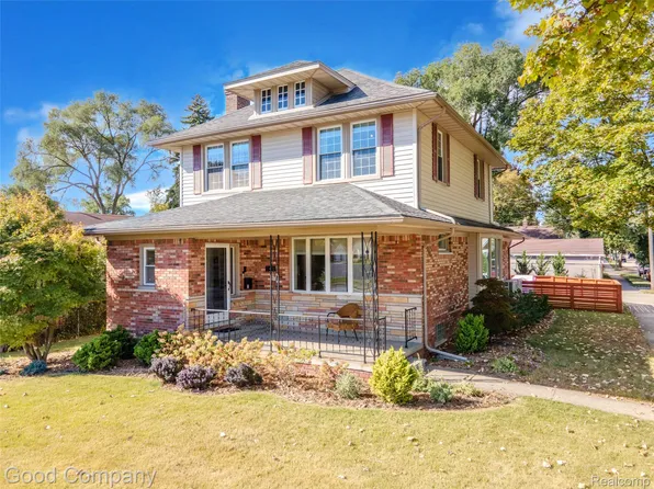 202 S Campbell Rd, Royal Oak, MI 48067