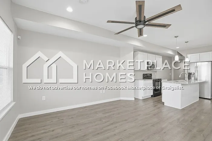 1013 N Harlan St — Photo 11