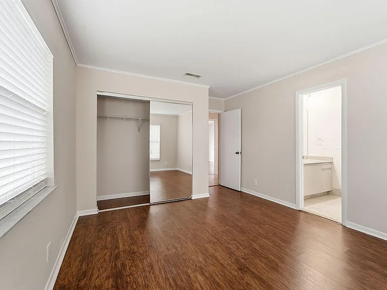 433 SW 27th Ave — Photo 38