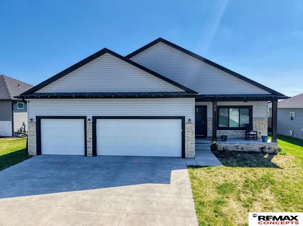 6708 Verano Dr, Lincoln, NE 68523