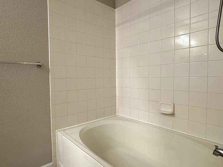 8465 S Holland Way #1-202 — Photo 25
