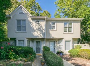 102 Defoors Lndg NW, Atlanta, GA 30318