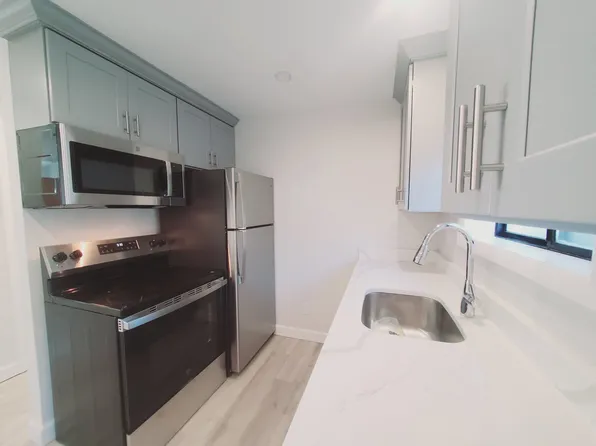 28 Ferris Ave #3, Norwalk, CT 06854