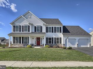 125 Blackbird Ln, Hummelstown, PA 17036