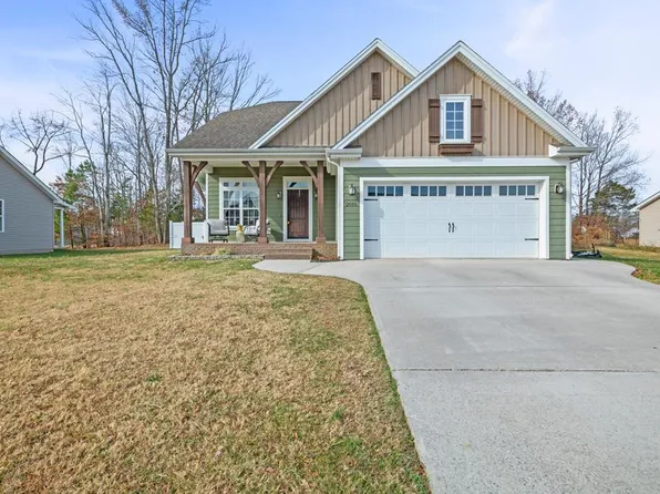 2016 Reserve Dr, Cookeville, TN 38506