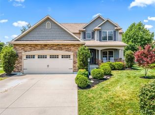 1132 Edgewater Dr, Troy, OH 45373