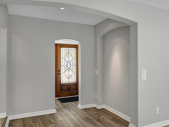 5th image of 1656 31st Avenue