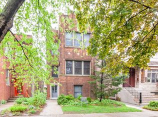 2725 W Sunnyside Ave #G, Chicago, IL 60625