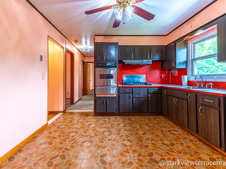 192 Raritan Ave #2 — Photo 9