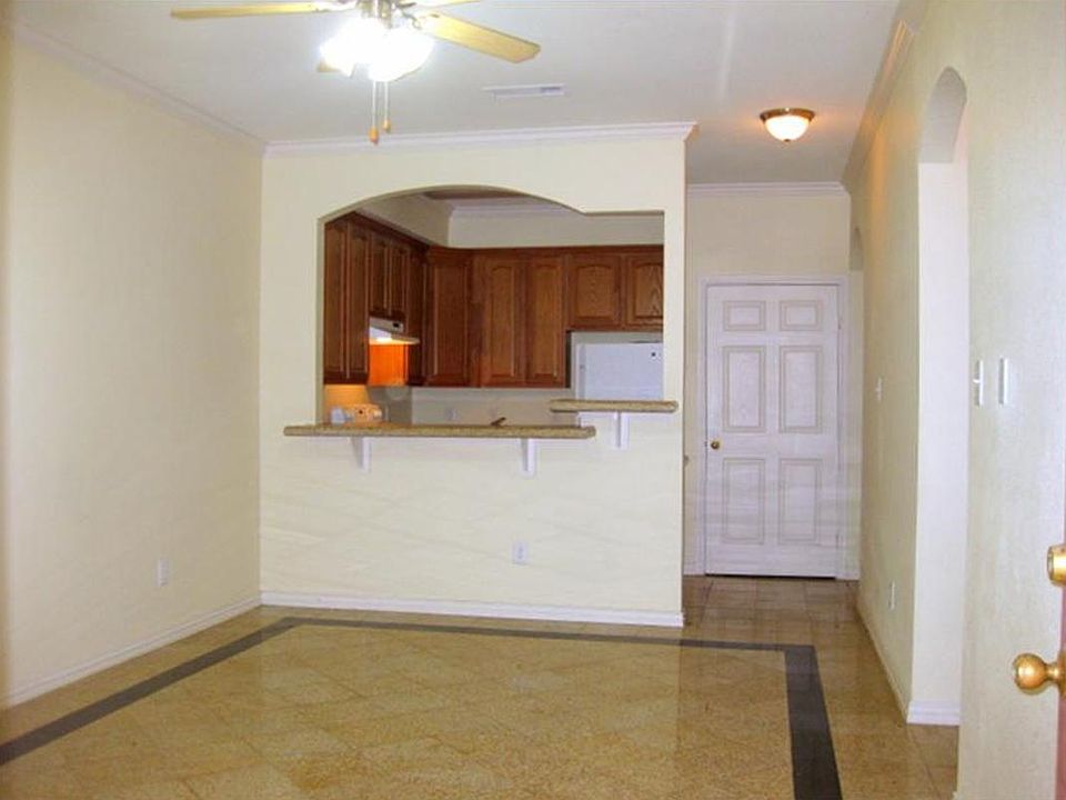 2nd image of 9400 Bellaire Blvd Unit 104