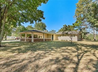 15914 Bill Campbell Rd, Prairie Grove, AR 72753