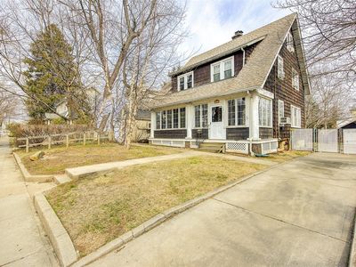 33-53 210 Street, Flushing, NY, 11361