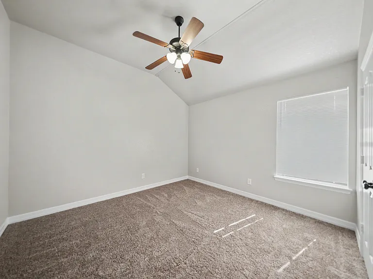 6404 Siltstone Loop — Photo 16