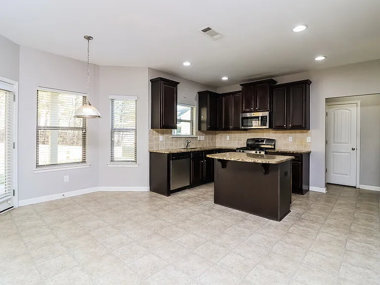 474 Cleburne Pl — Photo 10