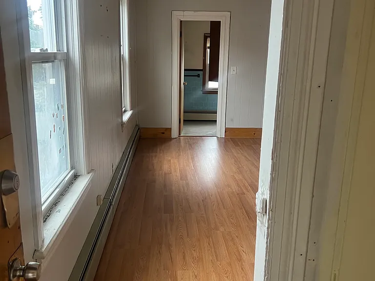 185 Cottage St #C — Photo 3