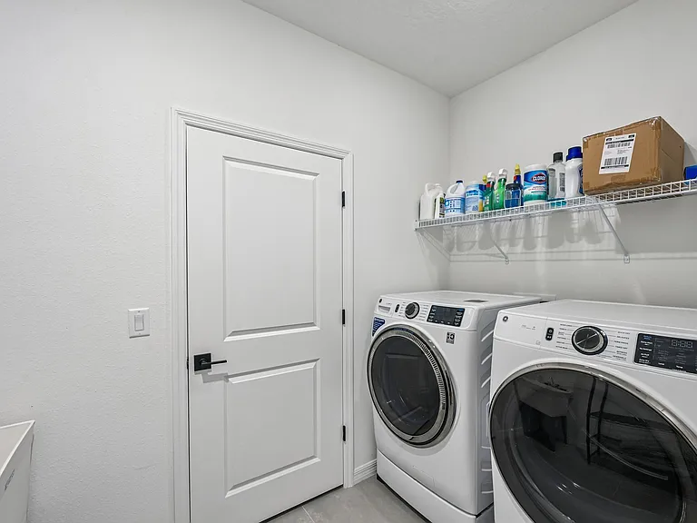 191 Pinzon Pl — Photo 34