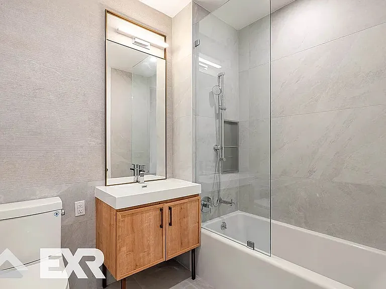 69 Adams St #18F — Photo 4