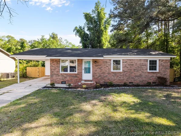 2633 Dumbarton Rd, Fayetteville, NC 28306